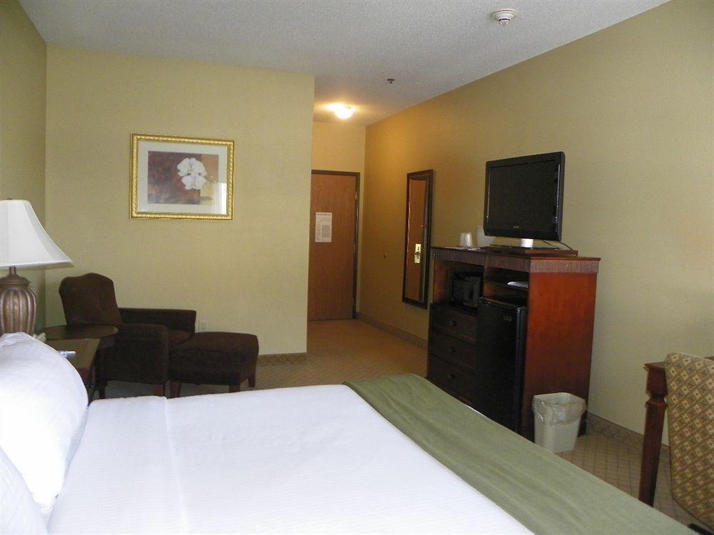 Holiday Inn Express Fairfield By Ihg Zewnętrze zdjęcie